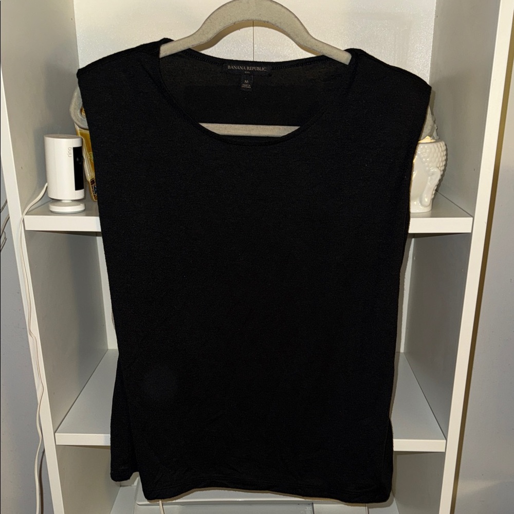 Banana Republic Black Sleeveless Knit Tank